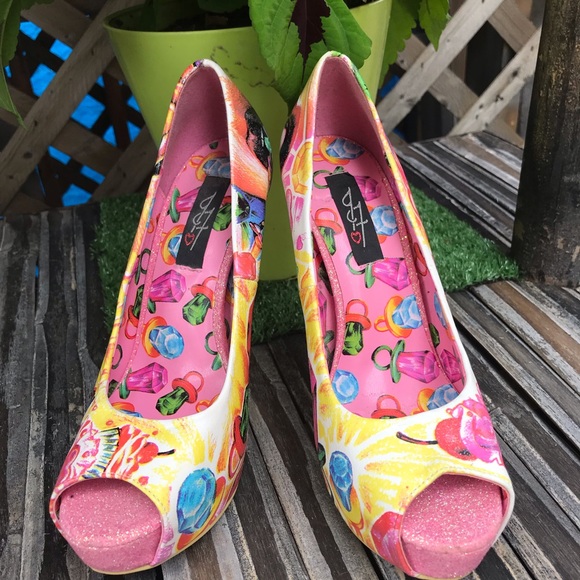 Iron Fist Sweet Candy - Latisha Wood - Picture 2 of 5